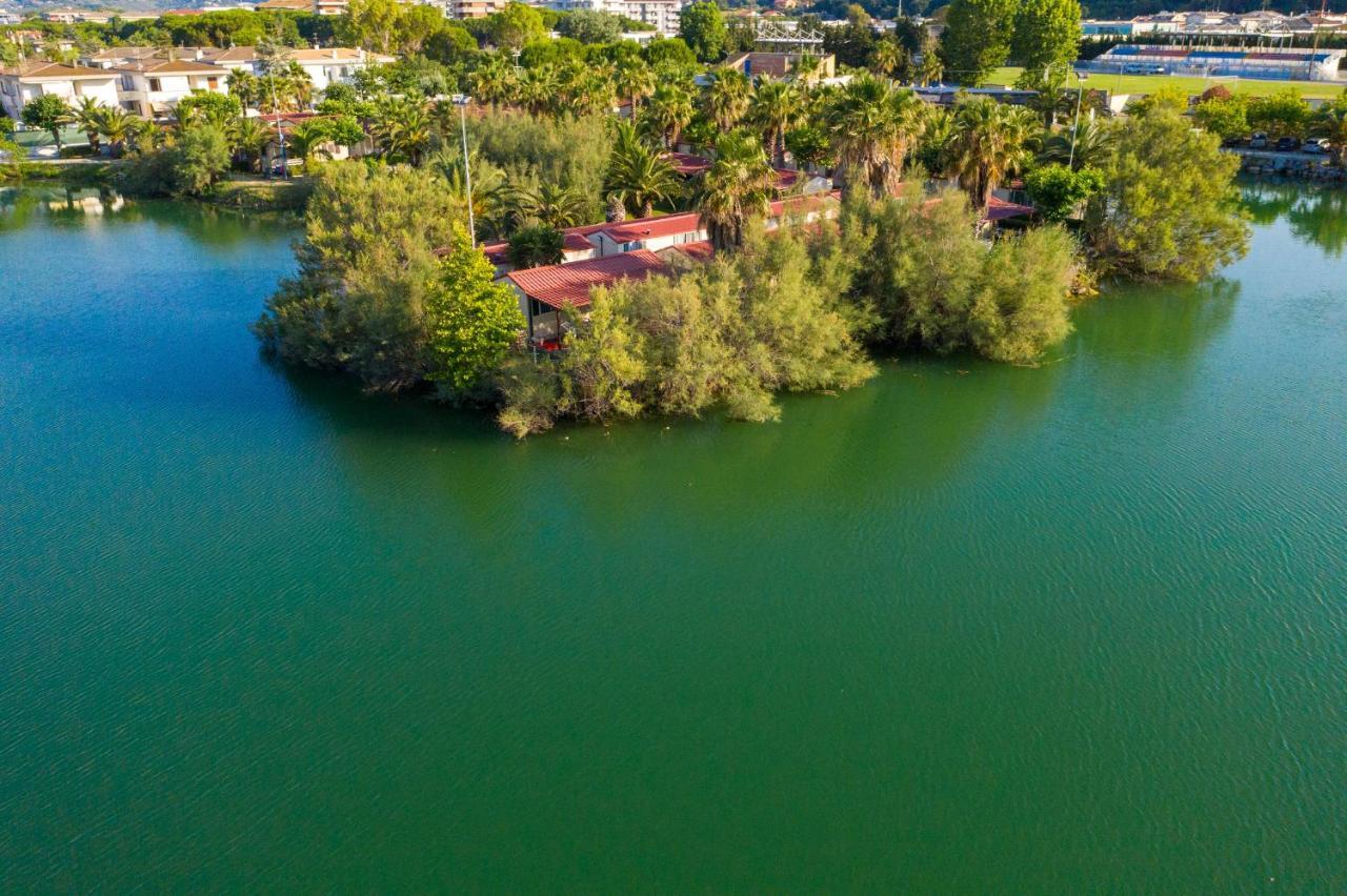 Village Lake Placid Silvi Marina Exteriör bild